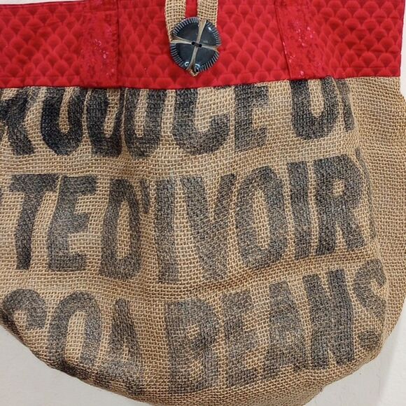 Back Alley Chic Eco Friendly Upcycled Burlap Tote with Cute Cat Print Lining - Picture 6 of 6